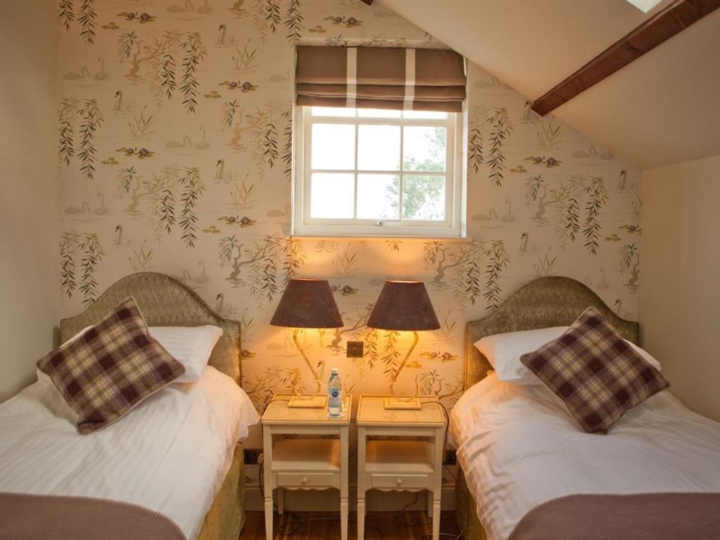 Duke Of Wellington Inn Корбридж Номер фото